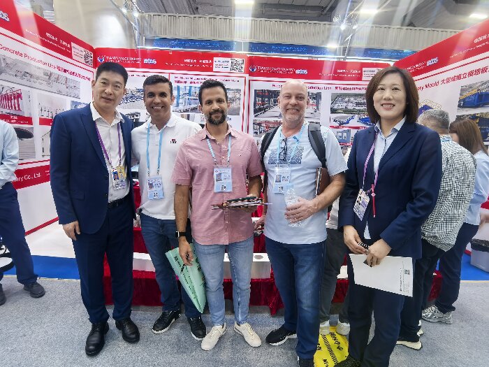 天意機(jī)械廣交會首日驚艷亮相 創(chuàng)新智造引領(lǐng)全球矚目